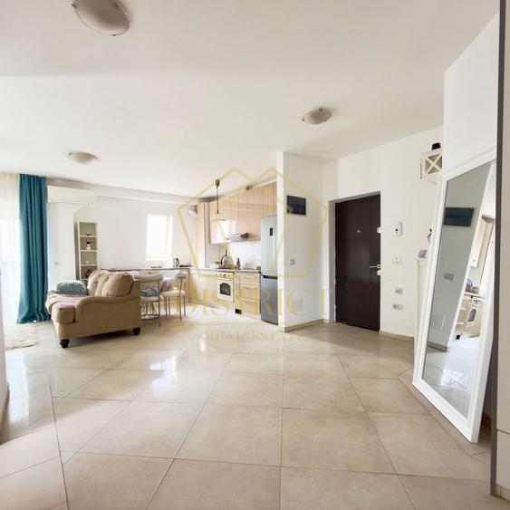 Apartament cu 3 camere decomandat, mobilat în Torontalului