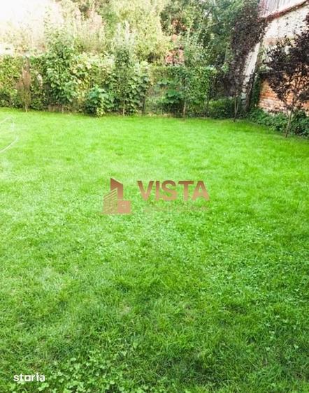 Casă cu 5 camere cu Teren 490 Mp în Vulcan
