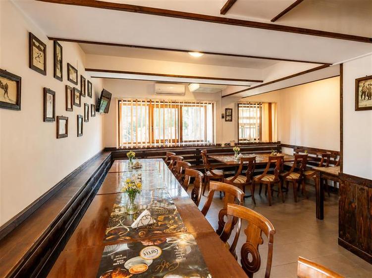 Pensiunea Casa Maria Busteni,afacere HoReCa,restaurant clasificat,spectacol mont - 28