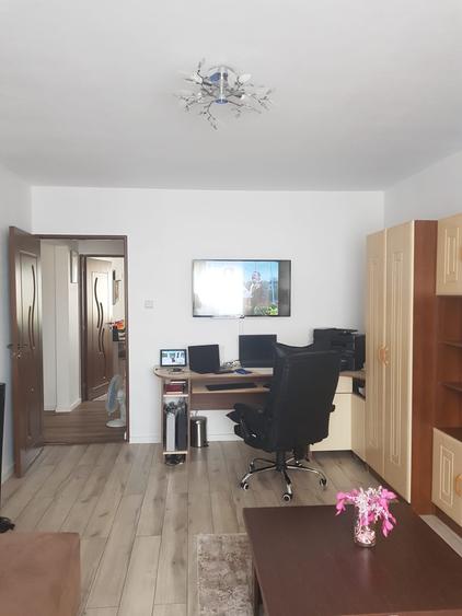 Apartament cu 2 camere decomandat în Mărăști