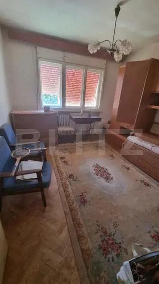Apartament cu 2 camere decomandat, mobilat în Solidarității