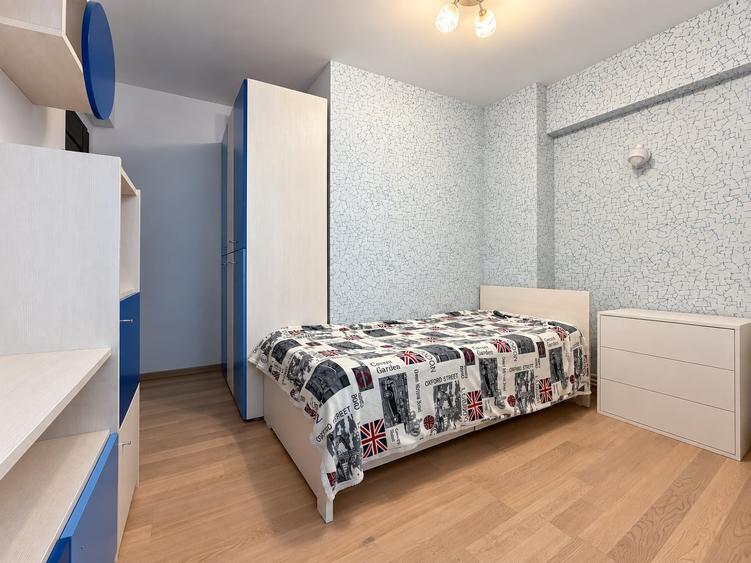 Apartament cu 4 camere decomandat, mobilat în Tomis Nord