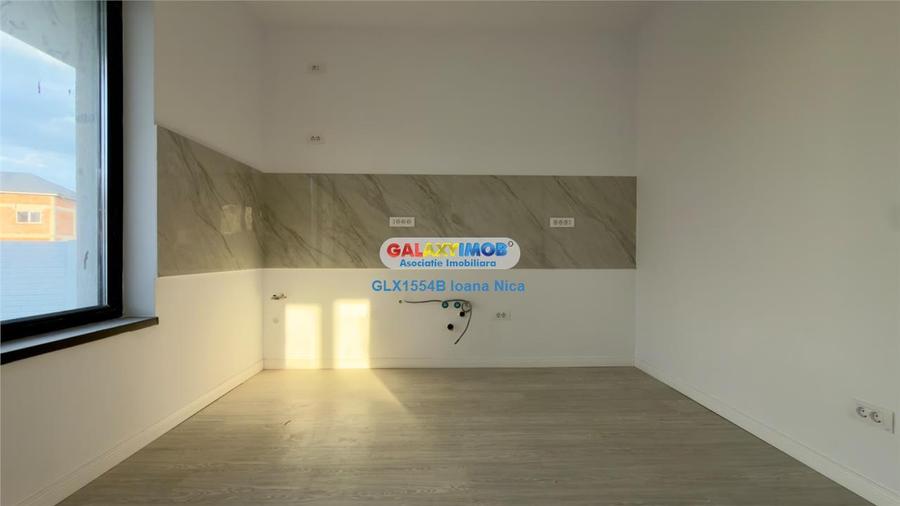 Casă cu 4 camere cu Teren 400 Mp în Central