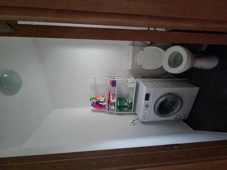 Apartament cu 3 camere decomandat în Prajila