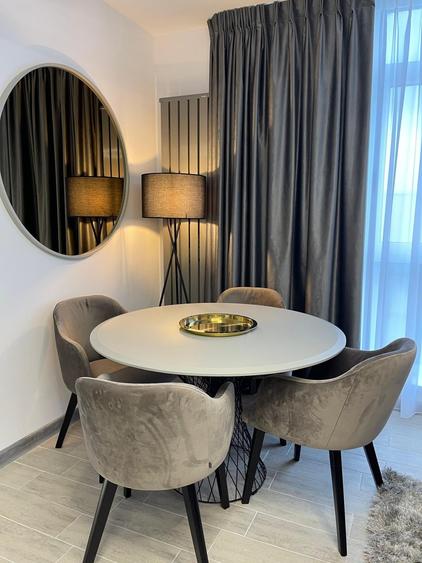 Apartament cu 3 camere, mobilat în Năvodari