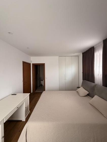 Apartament cu 3 camere decomandat, mobilat în Central