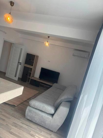 Apartament cu 2 camere decomandat în Tomis Plus