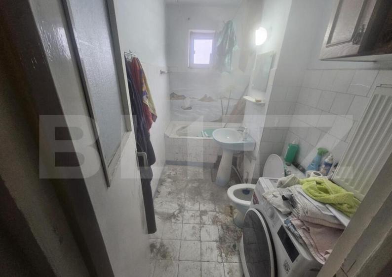 Apartament cu 2 camere, 55 mp, etajul 4, cu balcon ?i centr - 4