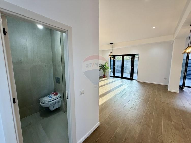 Casa / Vila cu 4 camere de vanzare in zona Nord - 15