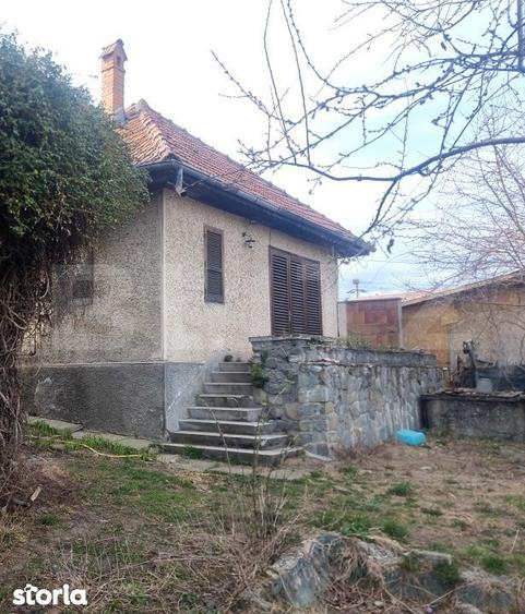 2 CORPURI DE CASA SI 3800 MP TEREN IN BREAZA Prahova - 8