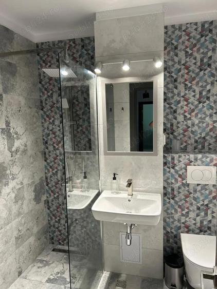 Mutare imediata: inchiriez apartament cu 2 camere, foarte modern, la plaja 3 Papuci - 4