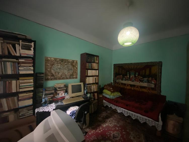 Casă centrală în Târgoviște, teren 250 mp, 4 camere, distanță la  900 m de Primă - 13