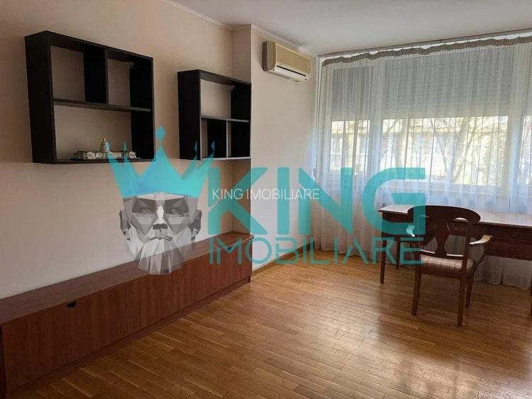 Apartament cu 2 camere decomandat, mobilat în Arcul de Triumf Apartament cu 2 camere decomandat, mobilat în Arcul de Triumf