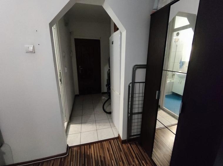 Proprietar vand garsoniera 32mp - 2