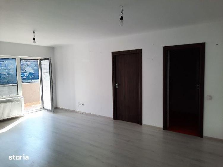 Spatiu comercial 52,17mp, 2 incaperi, parcare, intrare din strada, Ter - 4