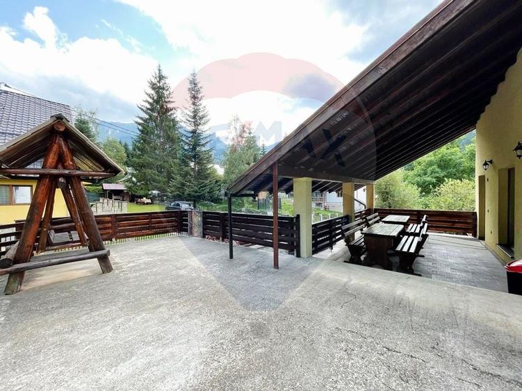 Casa /Vila de vanzare in Durau - 39