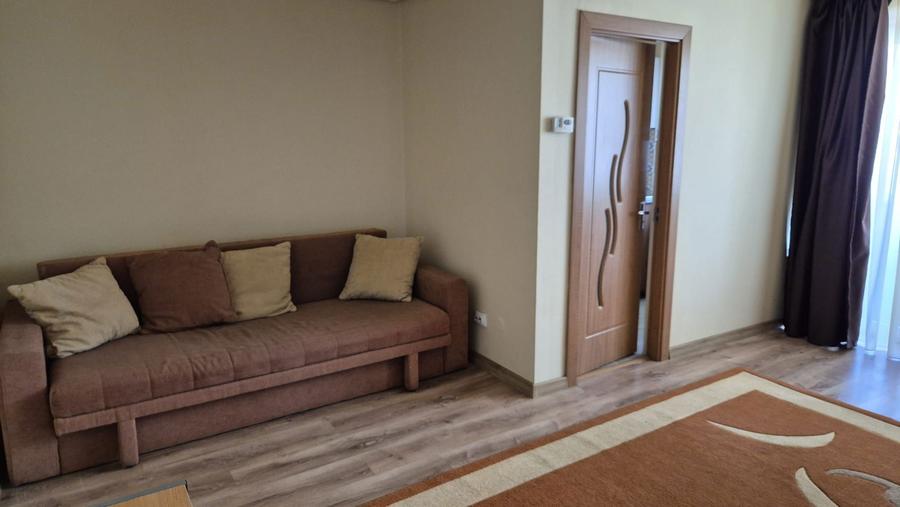 Inchiriez apartament 1 camera Deva, zona centrala - 7