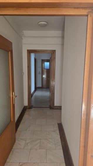 Inchiriere apartament Bd. Primaverii - stradal, 5 camere, etaj 1 - 8