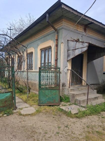 Casa de vanzare in comuna Lipovu jud Dolj - 6