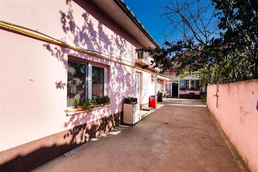 RECO Casa de vanzare cu mansarda la 2 minute de Lotus - 15