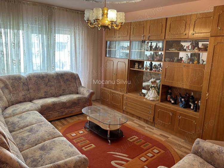 Vand apartament zona centru Vand apartament zona centru