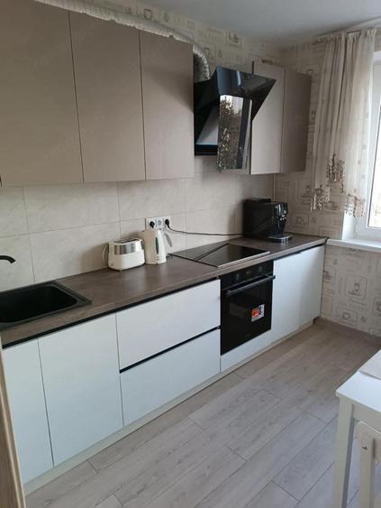 inchiriere garsoniera in zona Pia?a Sudului 5 minute de metrou - 2