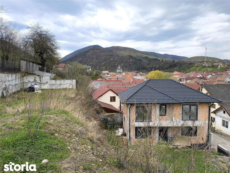 Casa moderna noua de vanzare in Sadu - 2