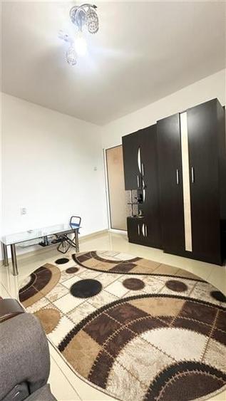 Garsoniera Complet Mobilata si Utilata, Etaj 1, zona Palas - 7