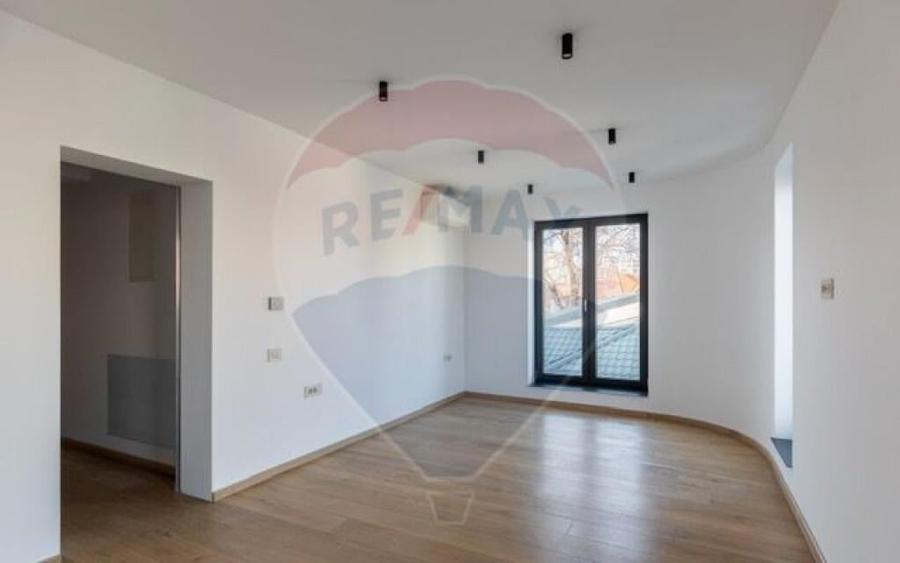 Vila in zona Lacul Tei Parcul Circului - 8