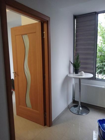 Vand garsoniera Ultracentral Piatra Neamt 37.000 piata 22 Decembrie - 8