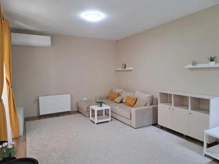 Duplex 5 camere separat prin garaj DUMBRAVITA - 1