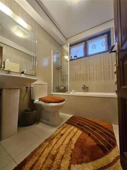 Vanzare Vila   Casa  D+P+M 350 mp - Aviatiei   str. Biharia - 11