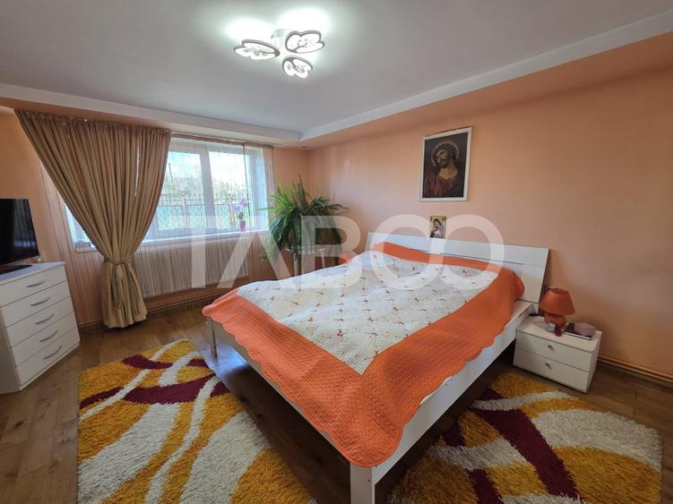 Casa individuala de vanzare 3 camere curte si gradina Beclean - 5