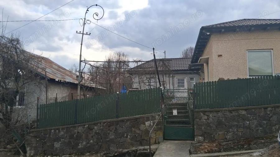Casa cu teren generos de vanzare in Poiana Campina - 2