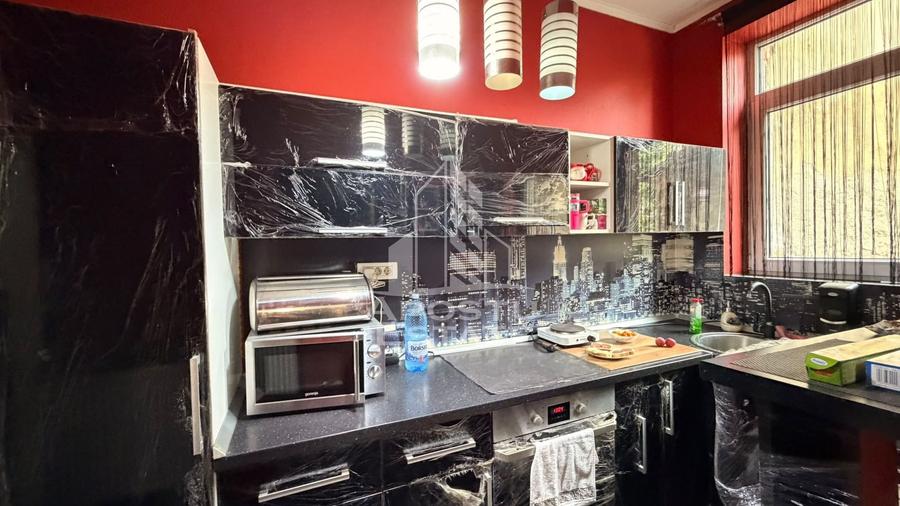 Apartament cu 3 camere decomandat în Traian