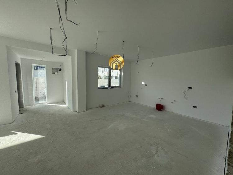 Vila 5 camere P+1+M - Complex Nou - Aproape de DN1 - 9