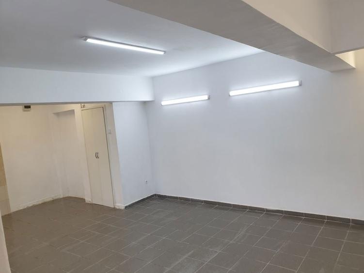 Inchiriez Spatiu comercial st culturi 4/ 24 pret 500 E sau 150000 E - 3