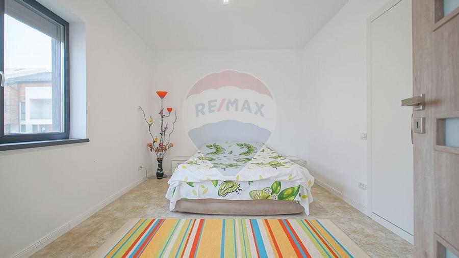 Casă premium cu 270 mp utili, 7 camere ,curte generoasă în Bartolomeu - 13