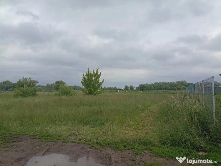 De vanzare teren intravilan construibil in Sfantu Gheorghe - 3