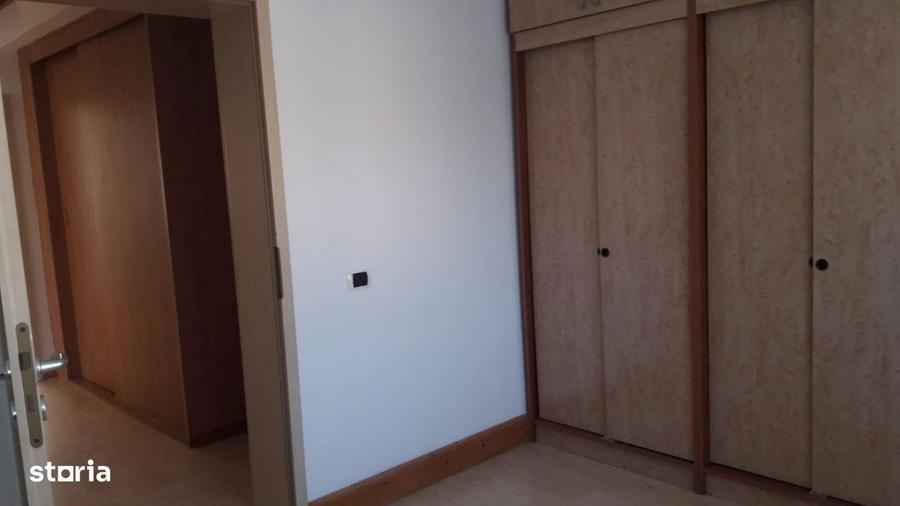 Casa Bucov, 4 dormitoare, living, 3 bai, buc, dec, cu CT si AC, 800 e - 16
