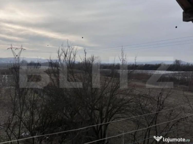 Casa la ro?u Mana?turel ,teren generos,priveli?te pano - 1