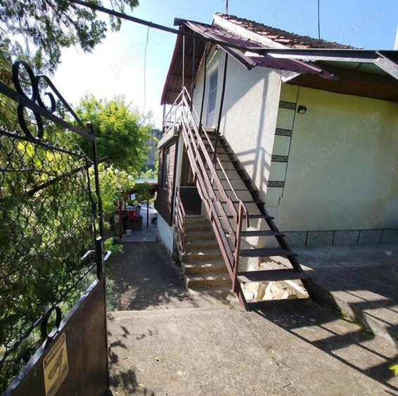 Vila cu piscina in Bulgaria la doar 35 de minute de grani?a ?i 2 ore de mare - 1