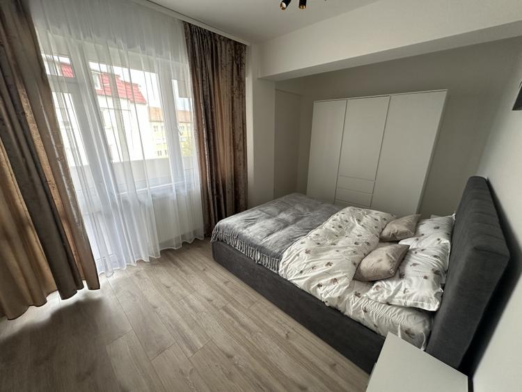 Apartament 3 camere lux zona Milea - 4