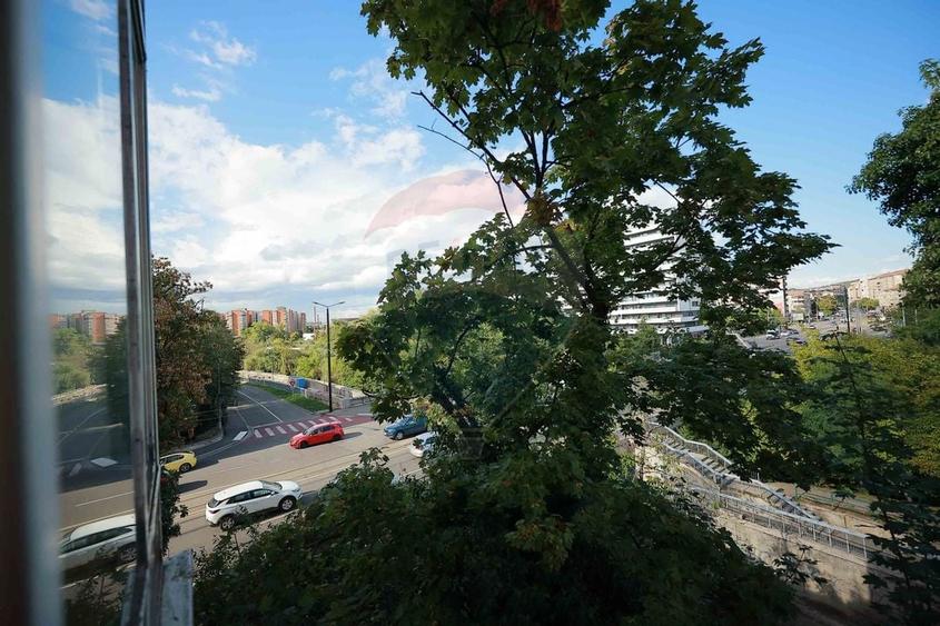 Apartament 3 camere, ultracentral, pod Decebal, et. 3, de vânzare - 16