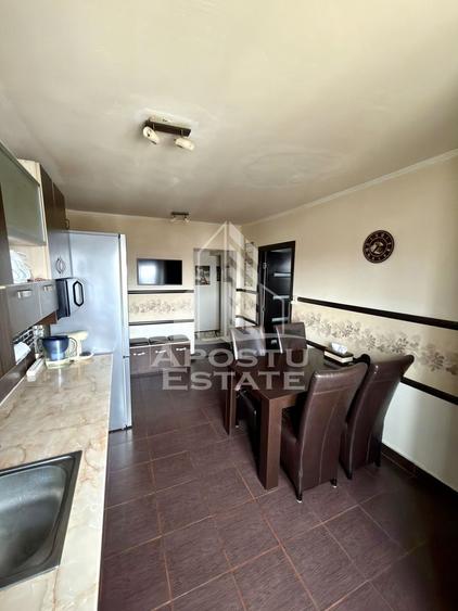 Apartament cu 3 camere, centrala proprie, zona Girocului - 4