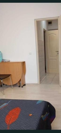 Garsoniera Tractorul- langa Coresi Mall - 6