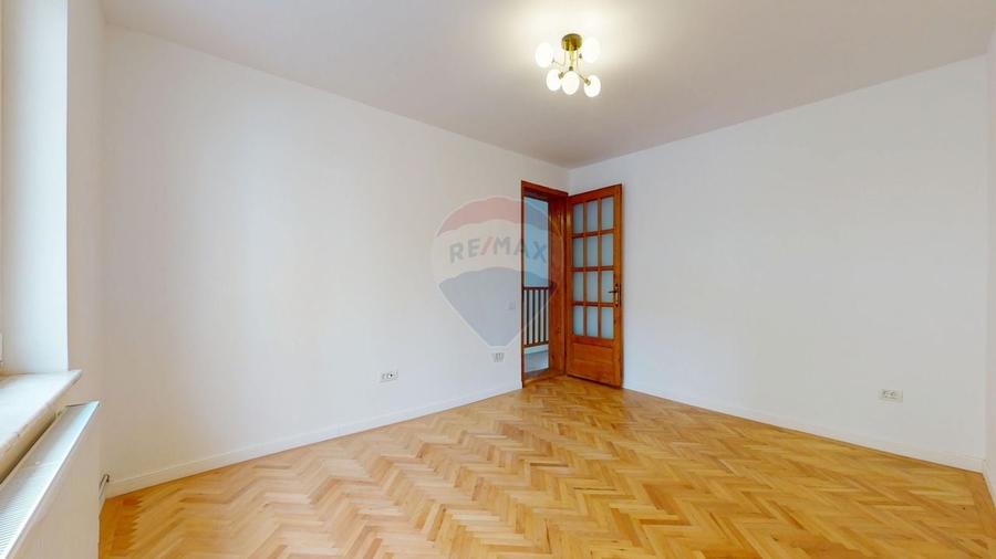 Casă 5 camere Făget cu garaj, ideală pentru locuință sau birou - 5