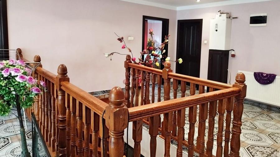 Suprafata Generoasa - 10