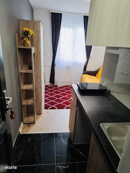 Garsoniera complet renovata zona Rogerius - 1