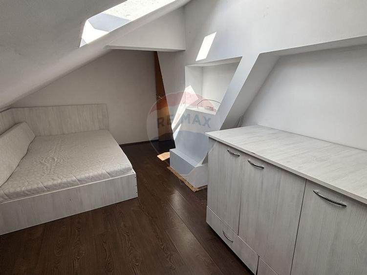 OPORTUNITATE Apartament 3 camere de vânzare în zona Giulesti - 6